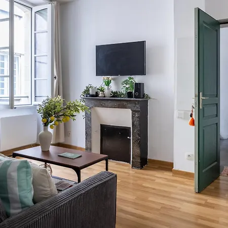 La Dolce Notte - Calme & Central, A Pied Appartement *